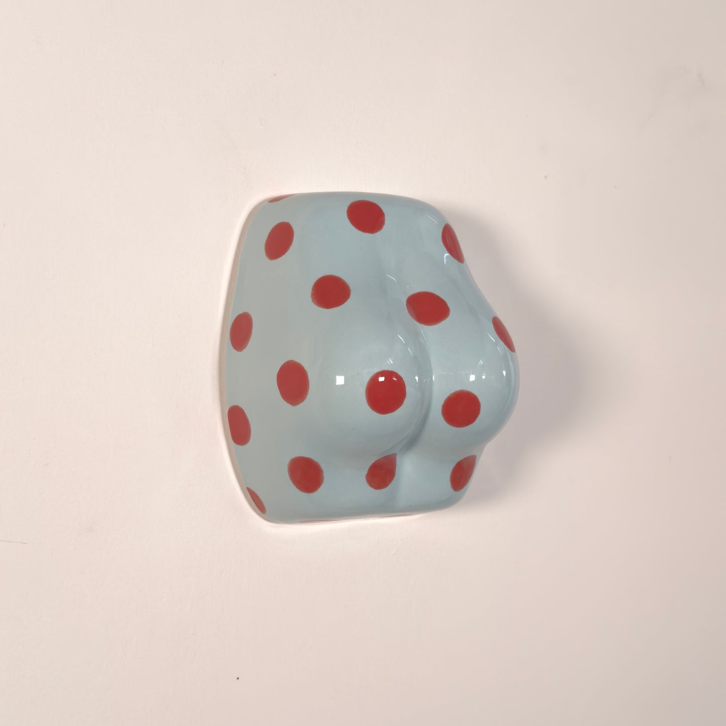 Cheek to Cheek Small in Carnival