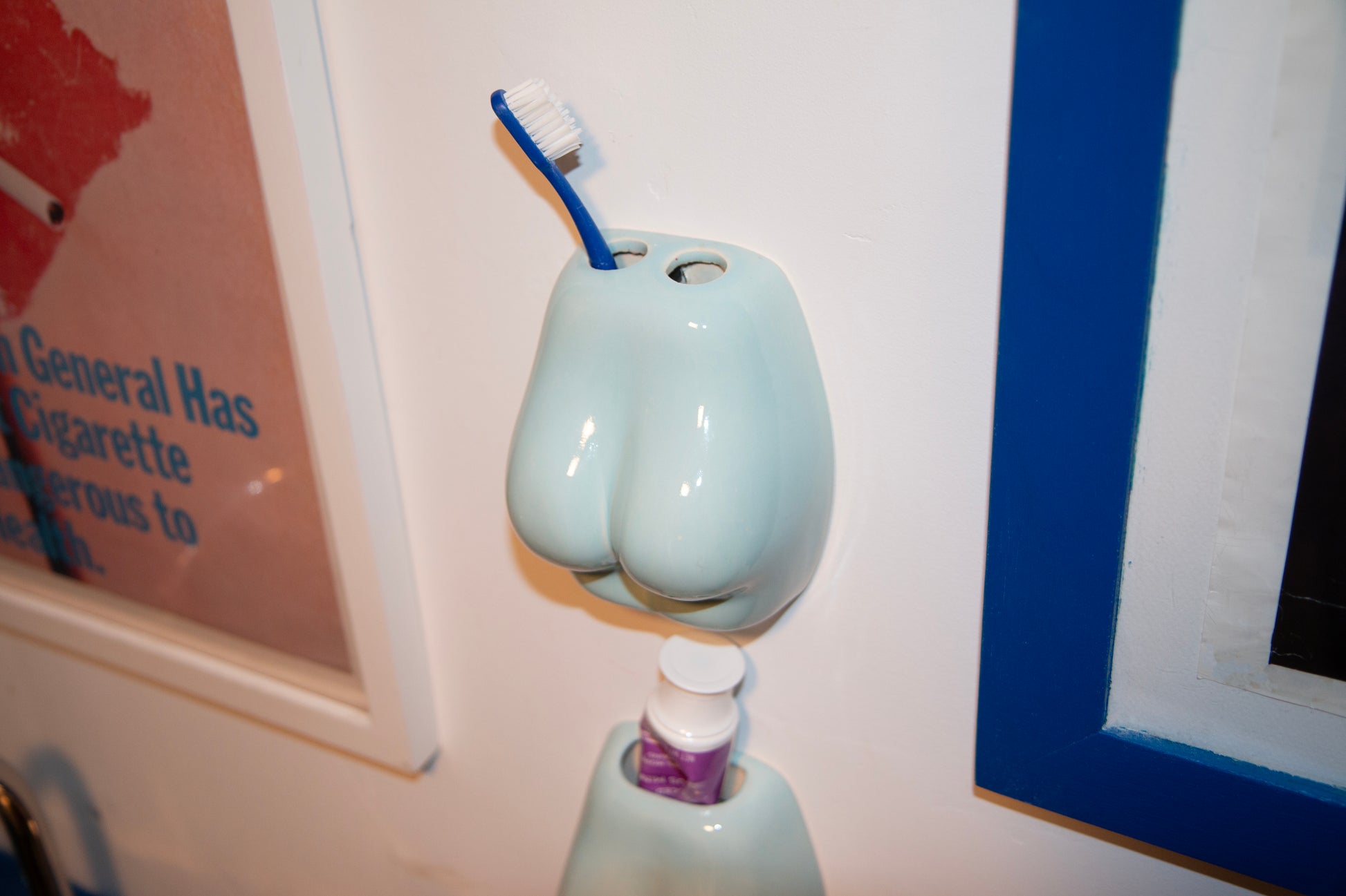 ceramic-wall-mount-toothbrush-holder-bathroom-accessories